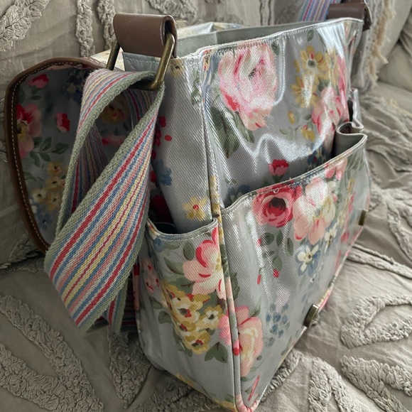 NEW Cath Kidston Matching Floral Cross Body Bag and Wallet - Picture 8 of 15